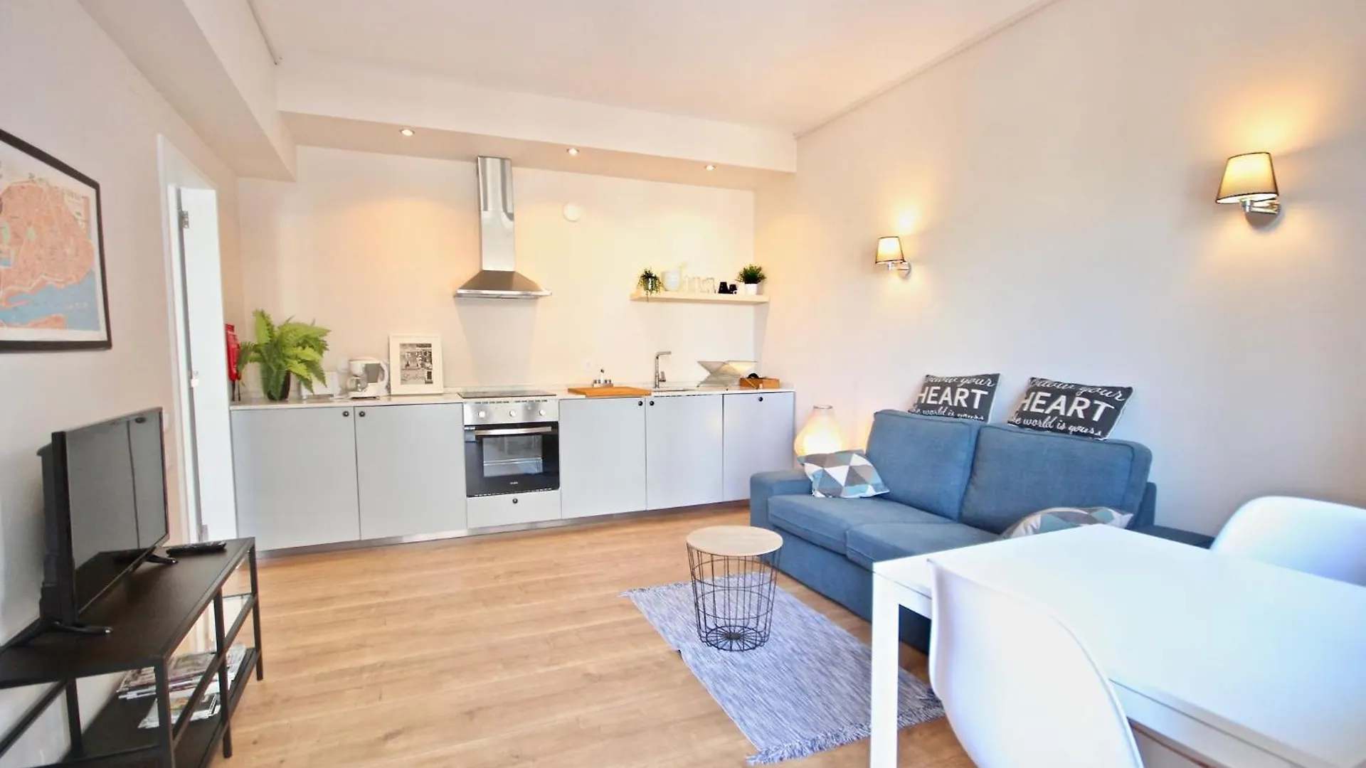 Apartment Akicity Real Out Lisbon Portugal
