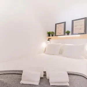 Alfama Nest Lisbona